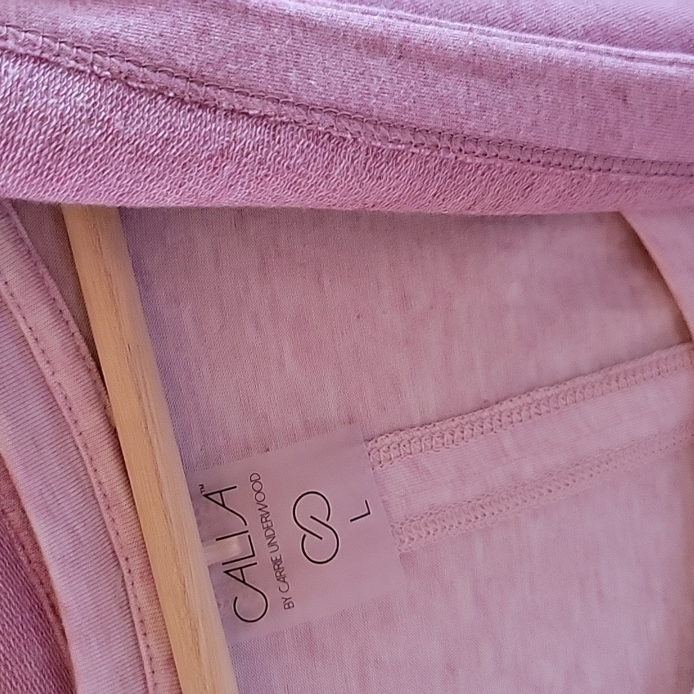 Super Soft Athletic Set - Picture 2 of 10